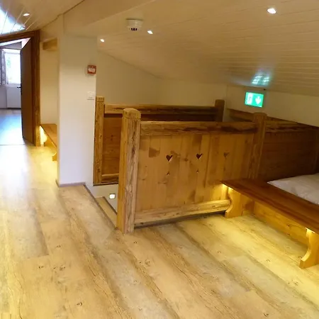 Auberge de jeunesse Berglodge Ristis *