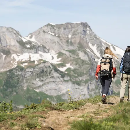 Хостел Berglodge Ristis *